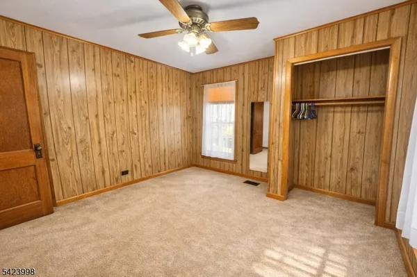 $299,000 | 205 Edison Avenue, Stewartsville, NJ 08886