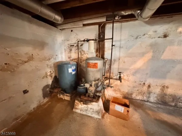 $299,000 | 205 Edison Avenue, Stewartsville, NJ 08886