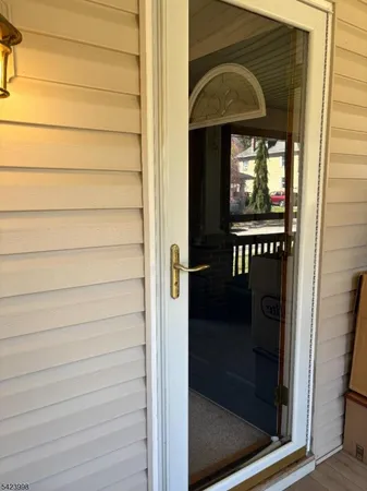 $299,000 | 205 Edison Avenue, Stewartsville, NJ 08886