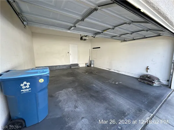 $1,690 | 6355 Rusticated Stone Avenue, Unit 103, Henderson, NV 89011