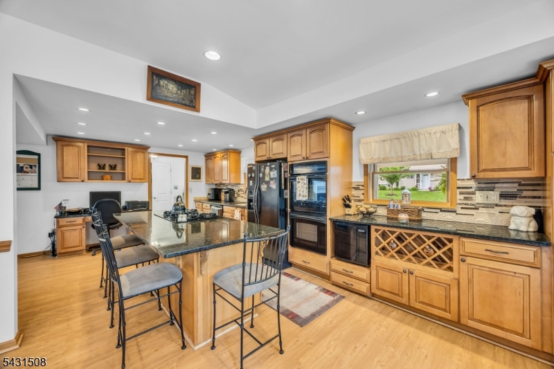 1038 Centre Street Raritan, NJ 08869 - Photo 8 of 30