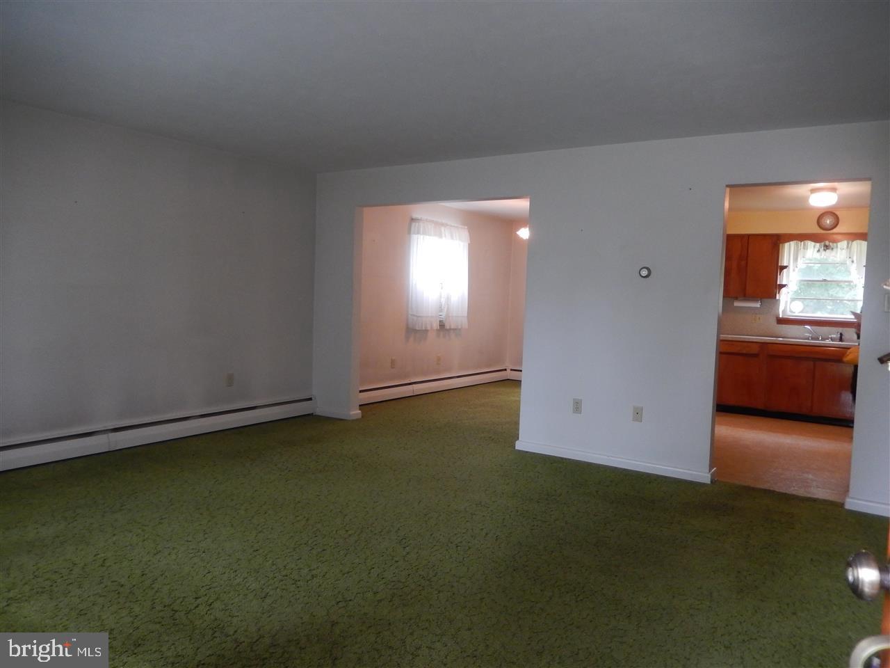 3309 Stone Ridge Road York, PA 17402 - Photo 4 of 36 Gallery Image 4