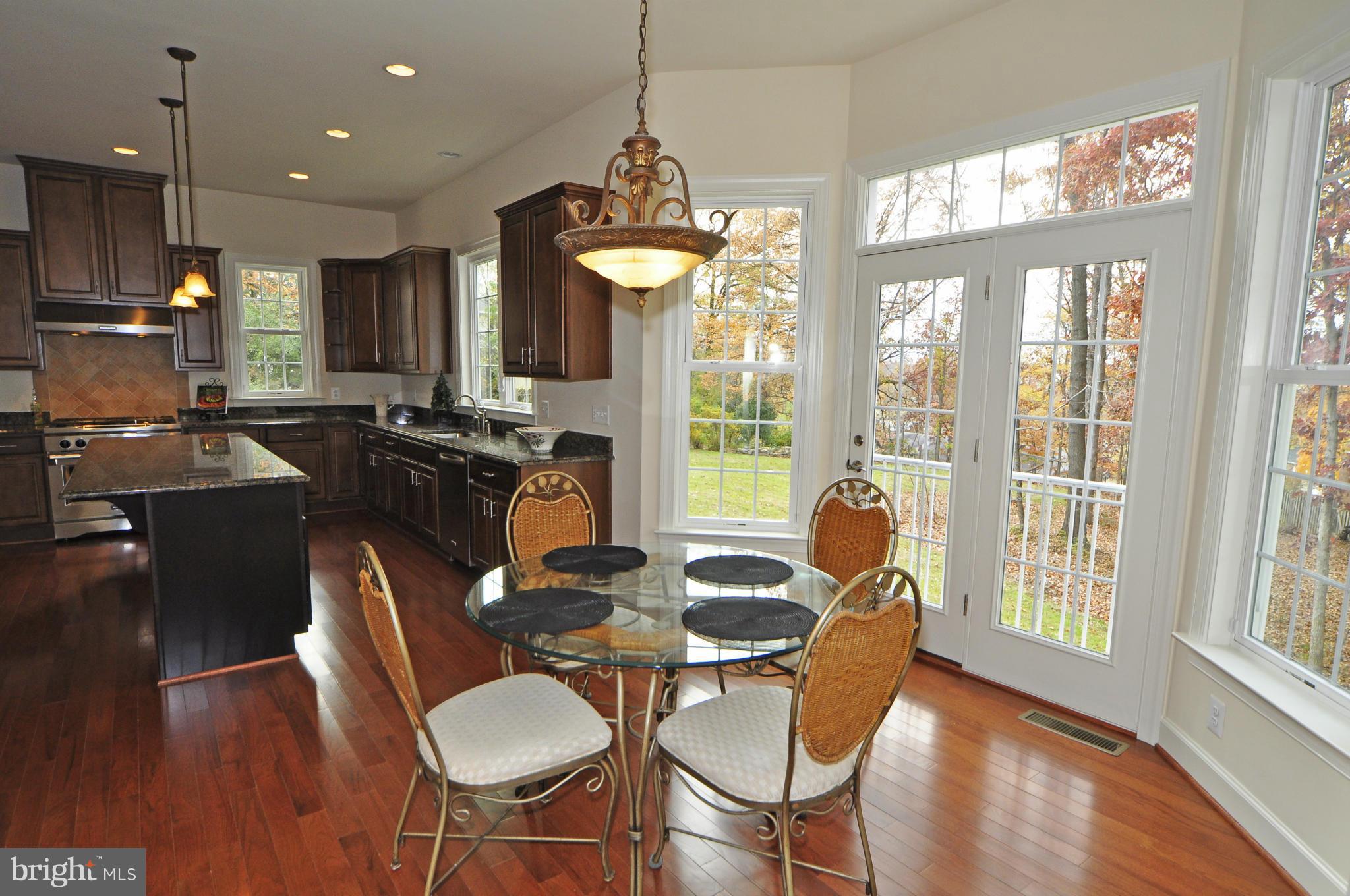 7826 Kent Road Alexandria, VA 22308 - Photo 8 of 30 Interior (General)