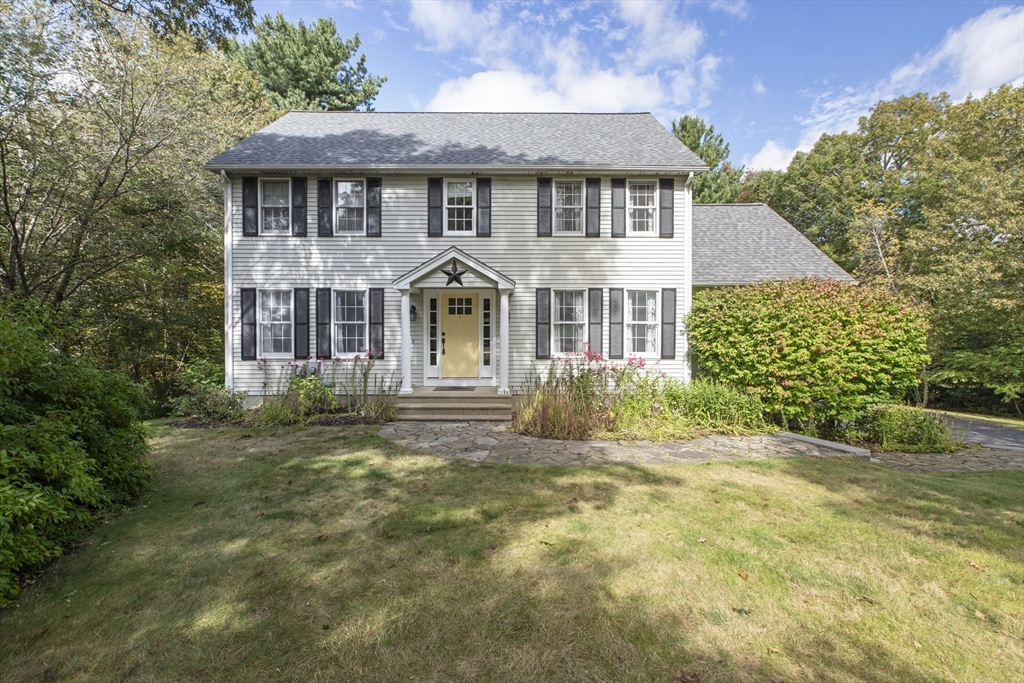 11 Old Farm Road Douglas, MA 01516 - Photo 2 of 42 Gallery Image 2