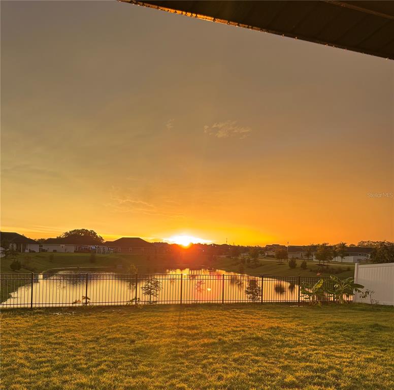 1922 Southwest 244th Way Newberry, FL 32669 - Photo 5 of 31 a view of an ocean