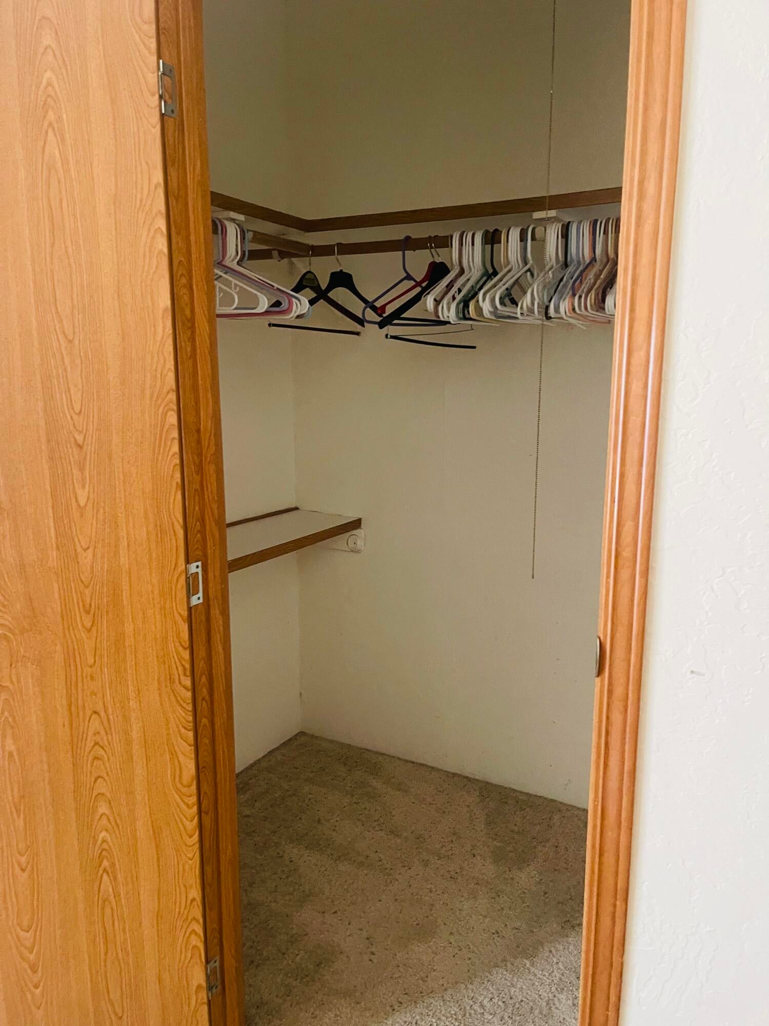 555 Freeman Road, Unit 214 Central Point, OR 97502 - Photo 14 of 21 99772D4E-6AB1-4356-8DD3-9222019D84C2