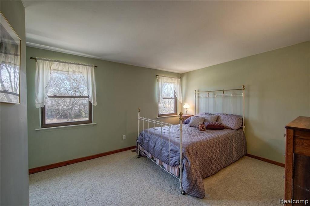 7783 Chichester Road Canton, MI 48187 - Photo 29 of 45