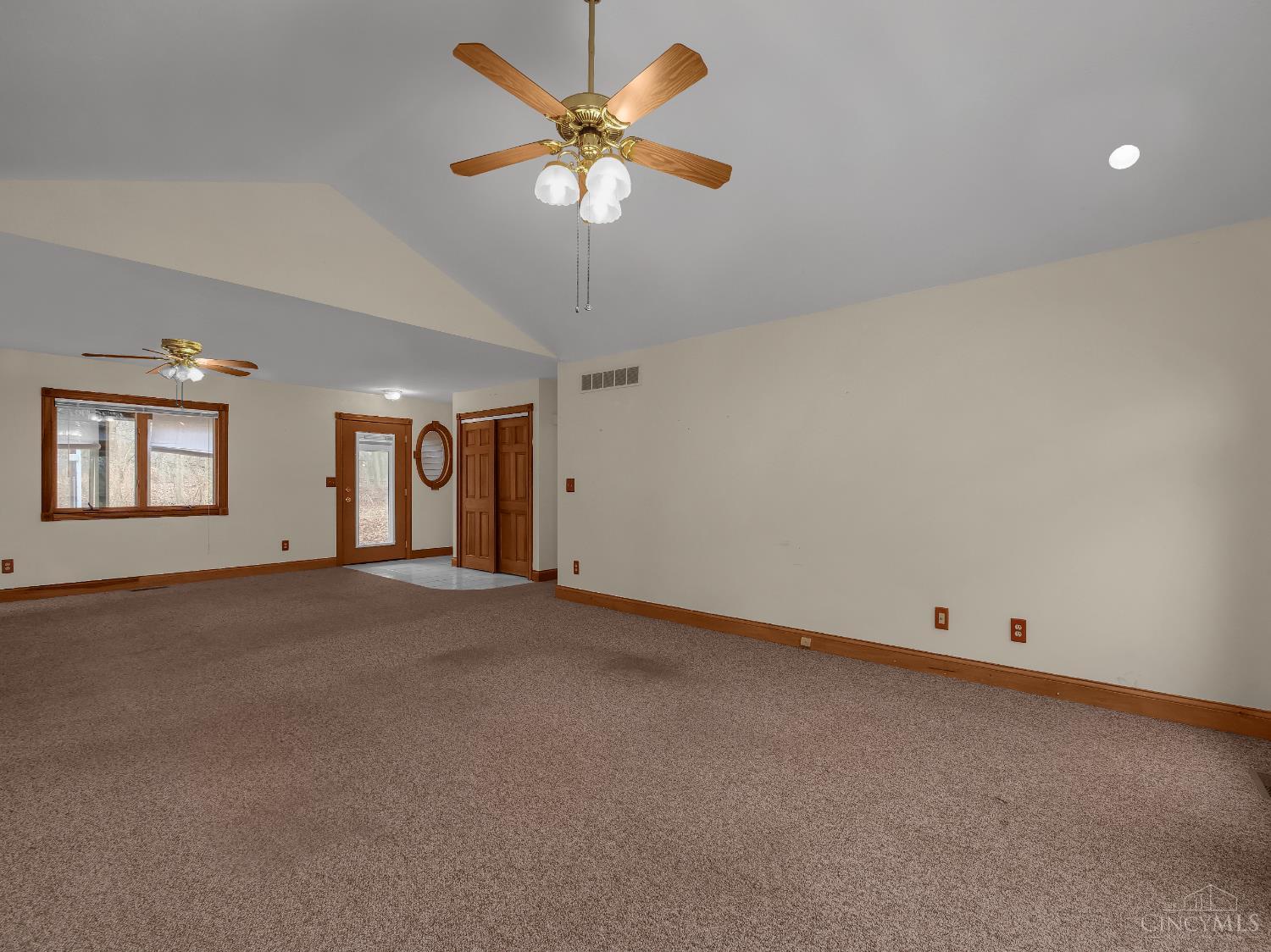 4205 New Trenton Road West Harrison, IN 47060 - Photo 7 of 38