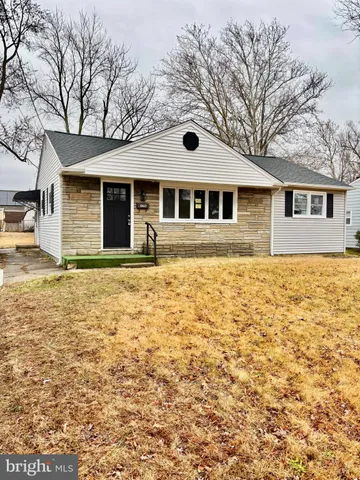 $380,000 | 226 Adams Avenue, Barrington, NJ 08007