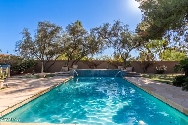 $8,200 | 4450 East Camelback Road, Unit 1, Phoenix, AZ 85018