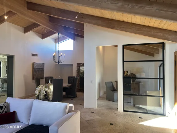 $8,200 | 4450 East Camelback Road, Unit 1, Phoenix, AZ 85018