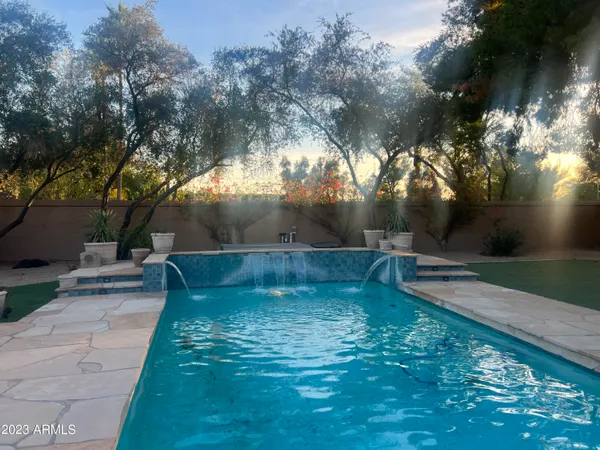 $8,200 | 4450 East Camelback Road, Unit 1, Phoenix, AZ 85018