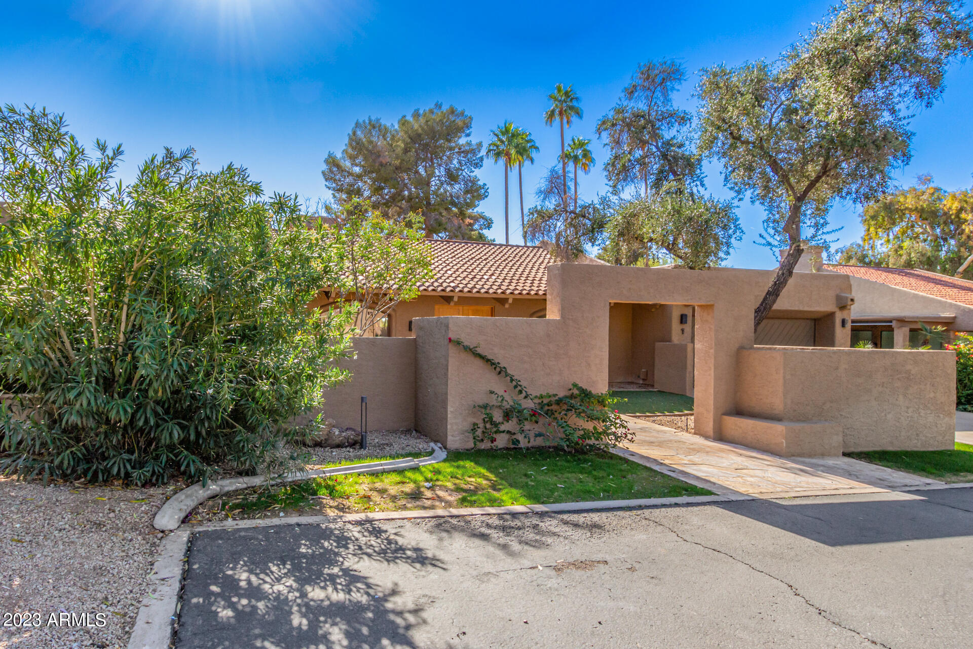 4450 East Camelback Road, Unit 1 Phoenix, AZ 85018 - Photo 6 of 60 06 - Camelback 4450