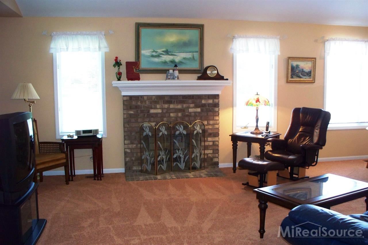 2230 River Road St. Clair, MI 48079 - Photo 2 of 28 31200116-1.JPG