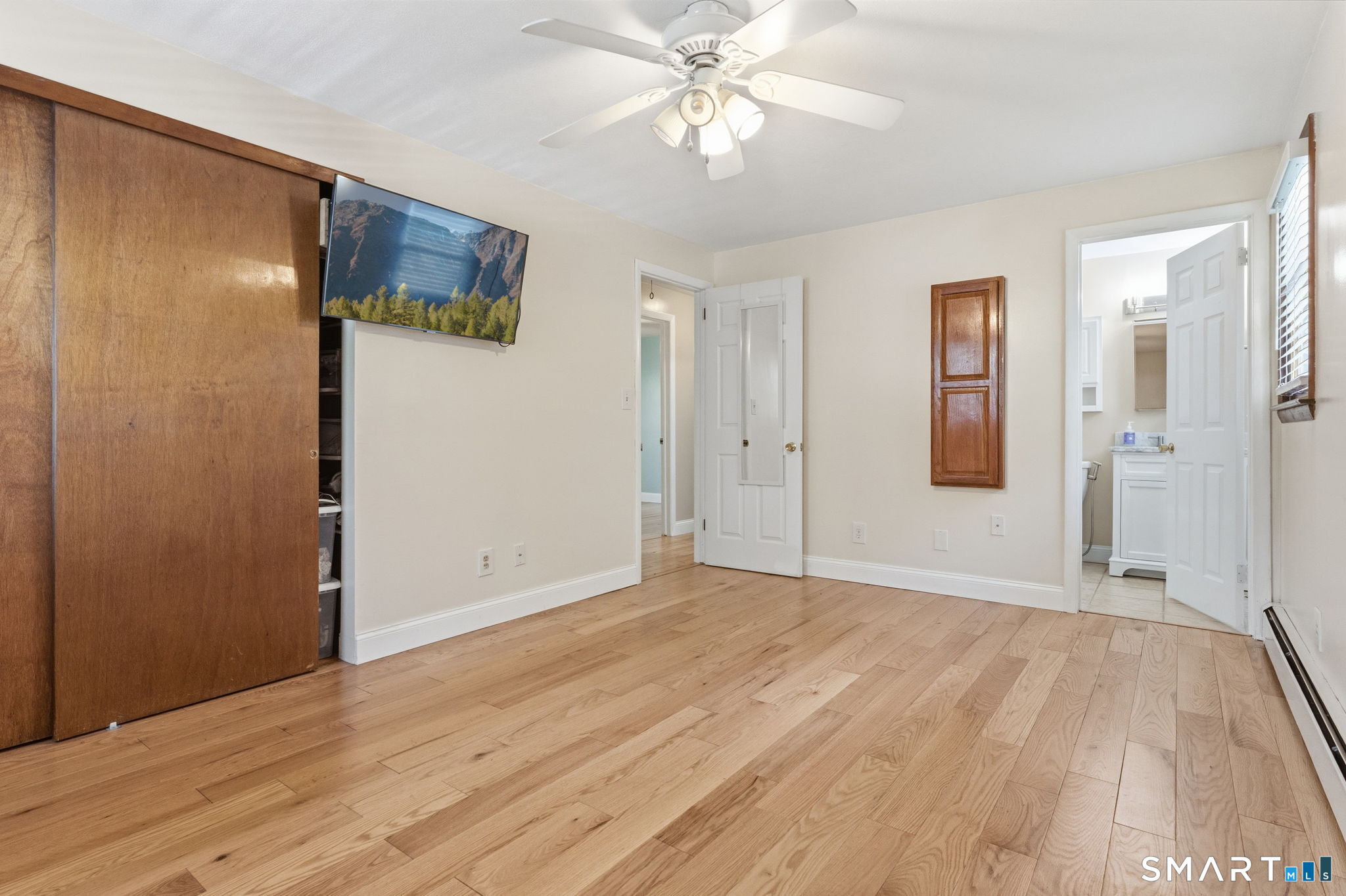 97 Brookside Lane Mansfield, CT 06250 - Photo 15 of 40 Master bedroom