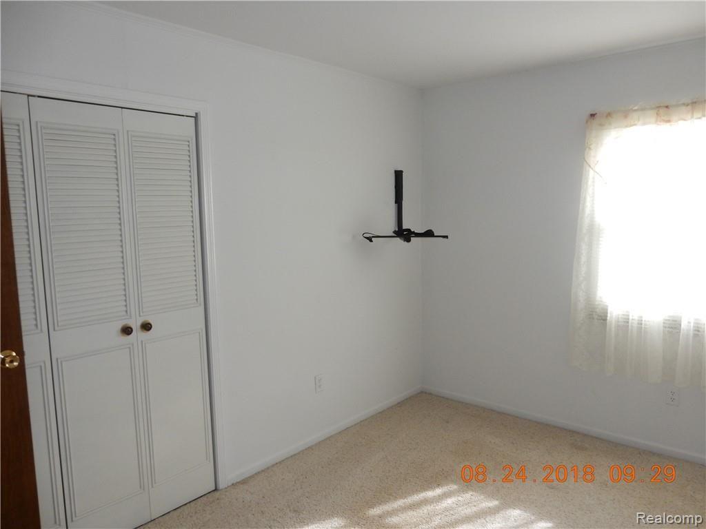 4151 Jewell Road Howell, MI 48843 - Photo 18 of 27