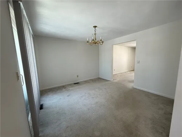 $323,000 | 351 New London Avenue, Unit 302, Warwick, RI 02886