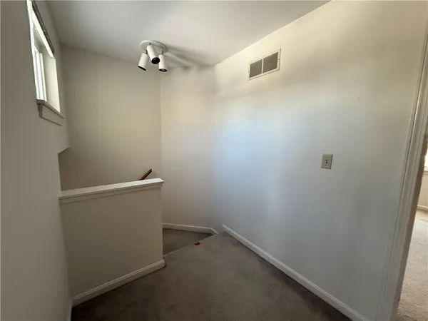 $323,000 | 351 New London Avenue, Unit 302, Warwick, RI 02886