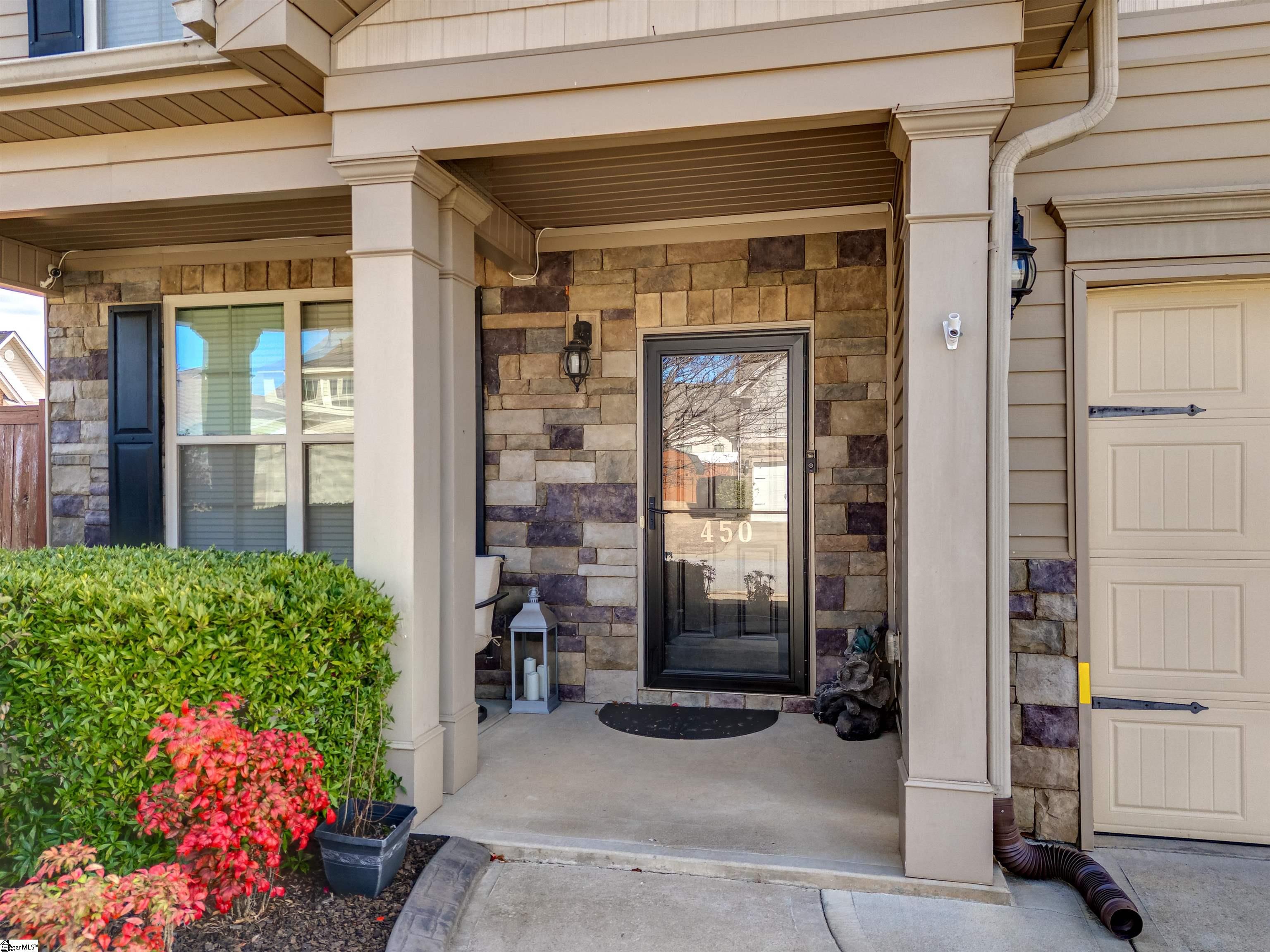 450 Bucklebury Road Greer, SC 29651 - Photo 4 of 47