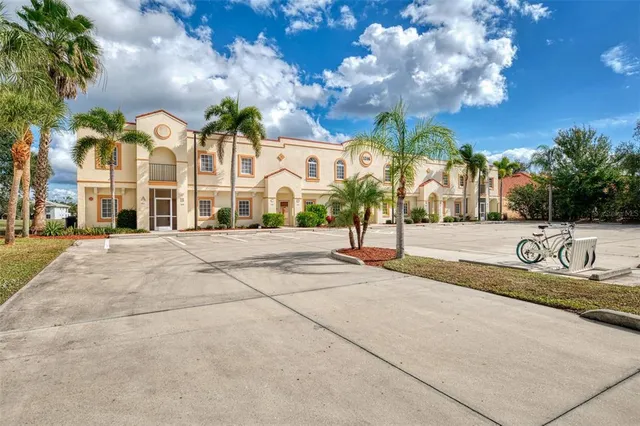 $210,000 | 1246 Rio De Janeiro Avenue, Unit 510, Punta Gorda, FL 33983