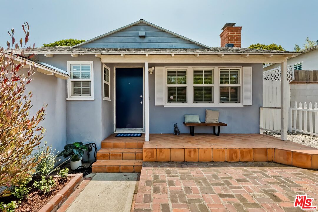 426 Manitoba Street Playa del Rey, CA 90293 - Photo 3 of 29