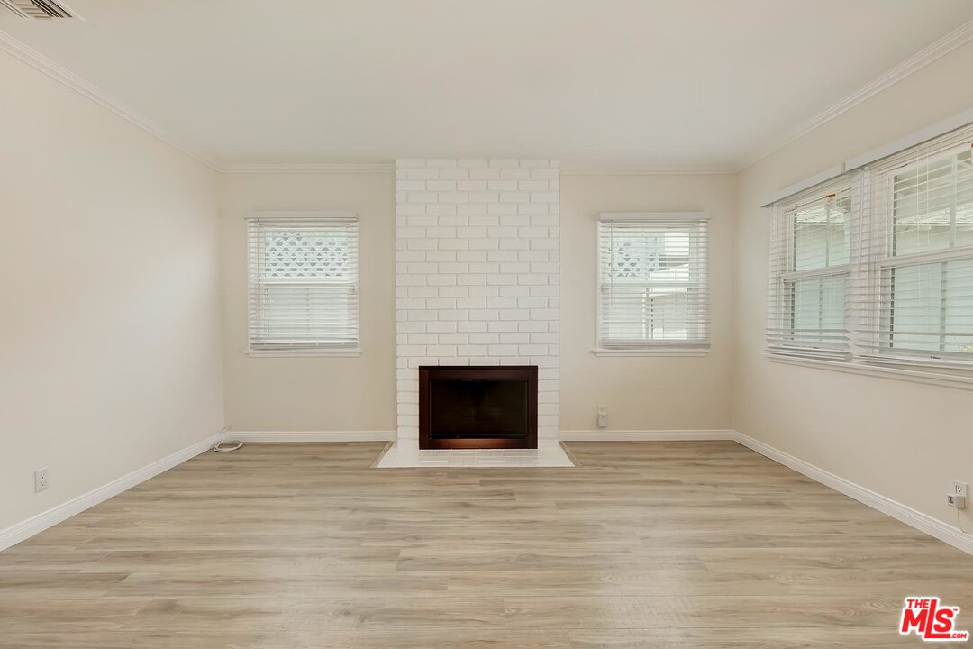 426 Manitoba Street Playa del Rey, CA 90293 - Photo 6 of 29