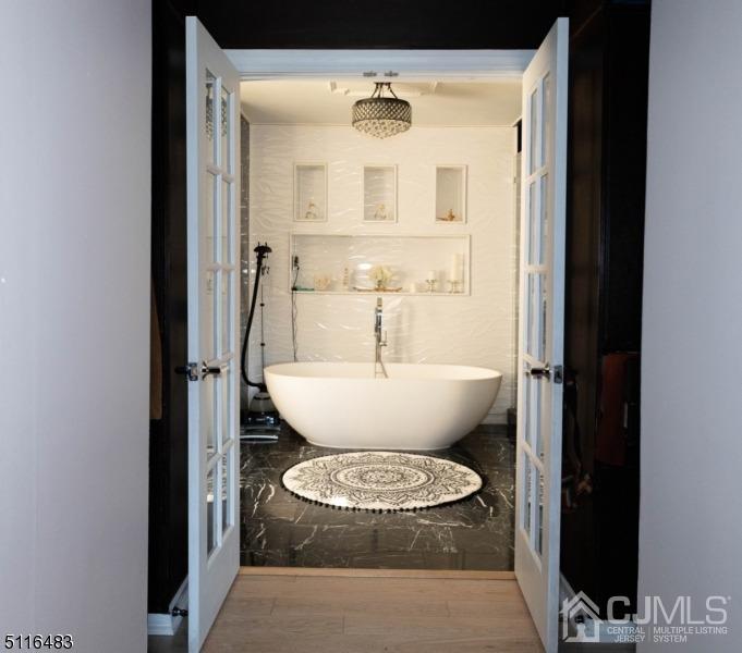 369 Martin Road Union, NJ 07083 - Photo 14 of 31