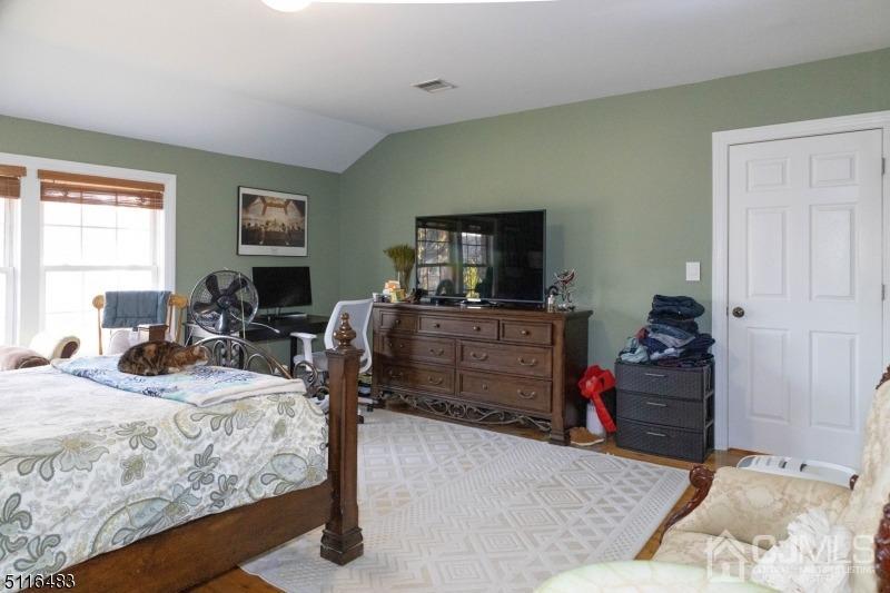 369 Martin Road Union, NJ 07083 - Photo 19 of 31