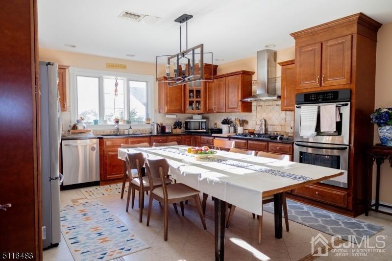 369 Martin Road Union, NJ 07083 - Photo 5 of 31