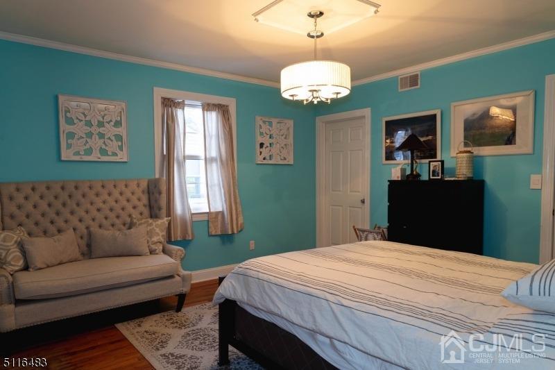 369 Martin Road Union, NJ 07083 - Photo 9 of 31