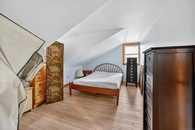 $239,000 | 15 Hazen Street, Chester, CT 06412