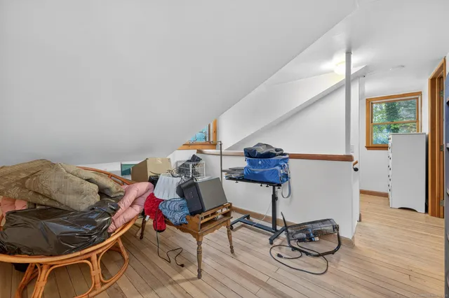 $239,000 | 15 Hazen Street, Chester, CT 06412