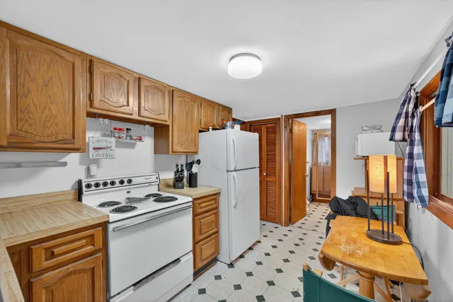 $239,000 | 15 Hazen Street, Chester, CT 06412