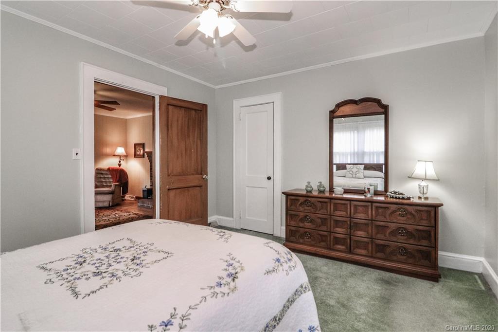 11149 Mooresville Road Davidson, NC 28036 - Photo 12 of 32 Gallery Image 12