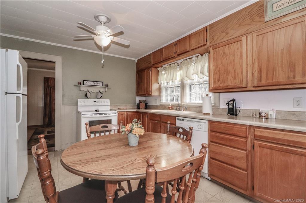 11149 Mooresville Road Davidson, NC 28036 - Photo 20 of 32 Gallery Image 20