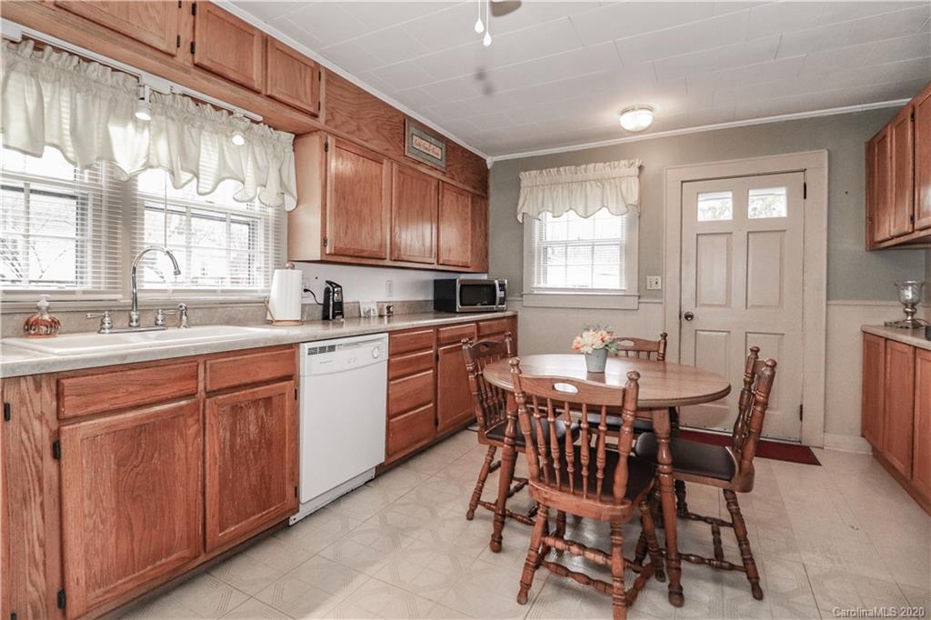 11149 Mooresville Road Davidson, NC 28036 - Photo 22 of 32 Gallery Image 22