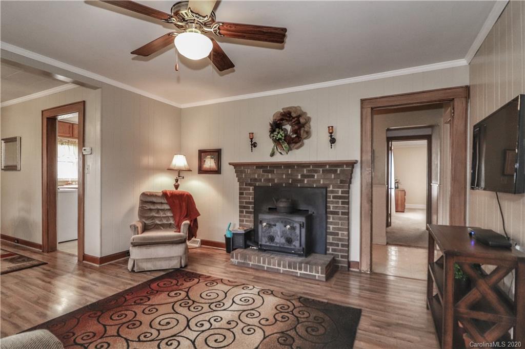11149 Mooresville Road Davidson, NC 28036 - Photo 6 of 32 Gallery Image 6