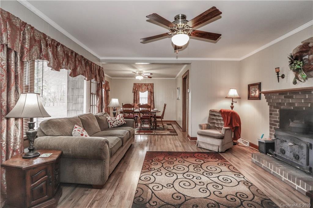 11149 Mooresville Road Davidson, NC 28036 - Photo 8 of 32 Gallery Image 8