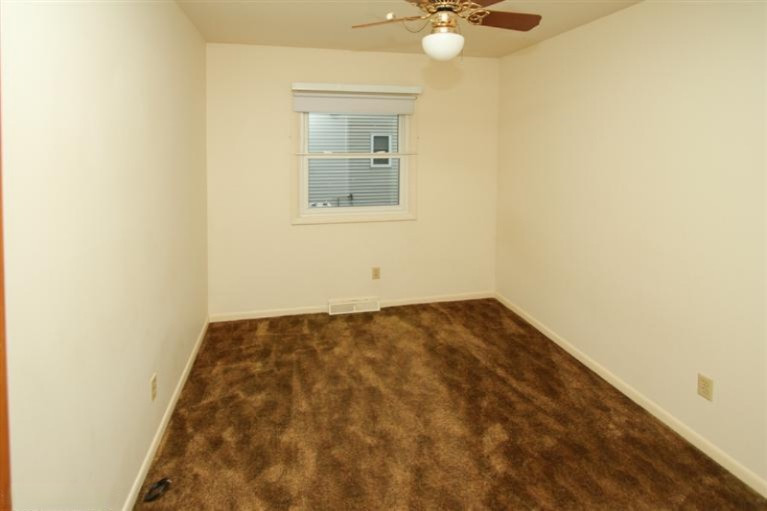 1335 Northampton Road Kalamazoo, MI 49006 - Photo 11 of 19 Additional Photo