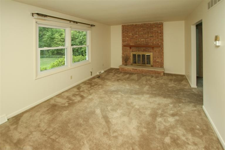 1335 Northampton Road Kalamazoo, MI 49006 - Photo 6 of 19 Additional Photo