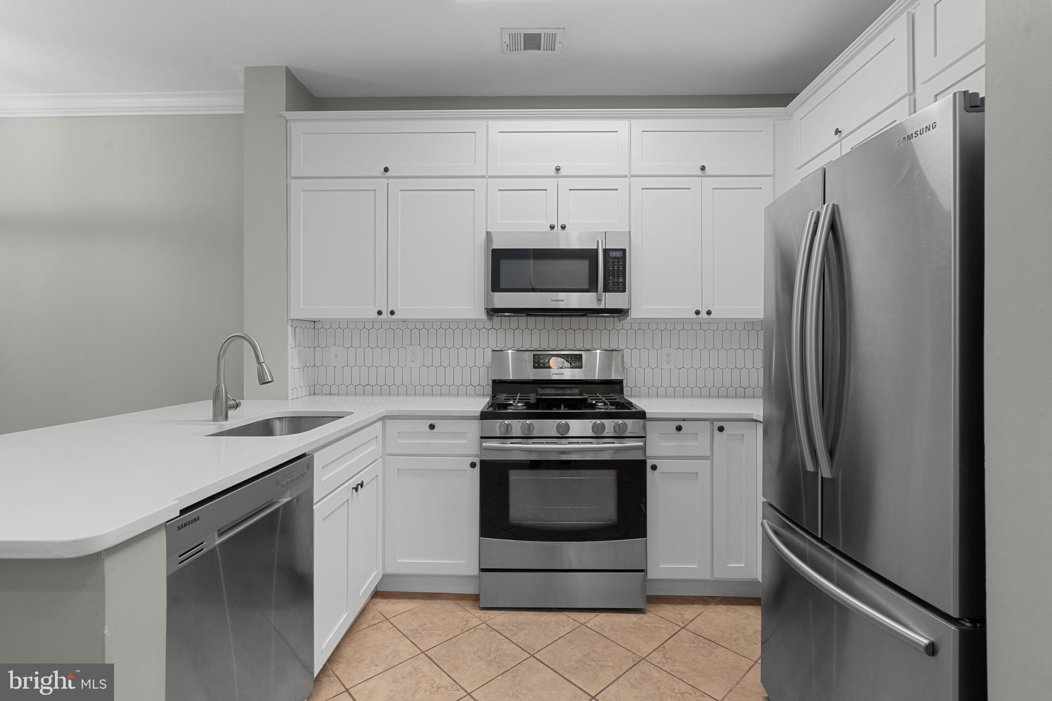 12000 Market Street, Unit 145 Reston, VA 20190 - Photo 5 of 39