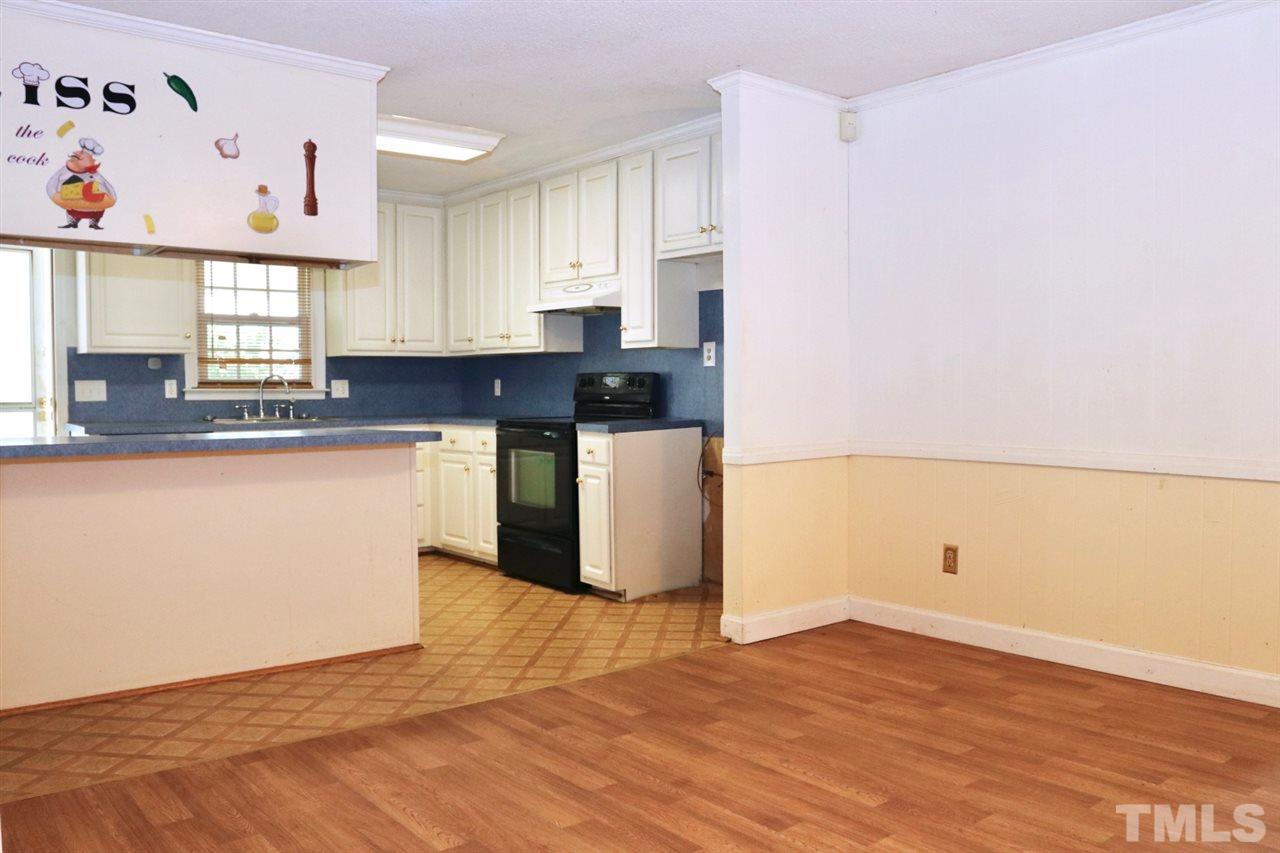 307 Ivey Road Graham, NC 27253 - Photo 6 of 29 Gallery Image 6