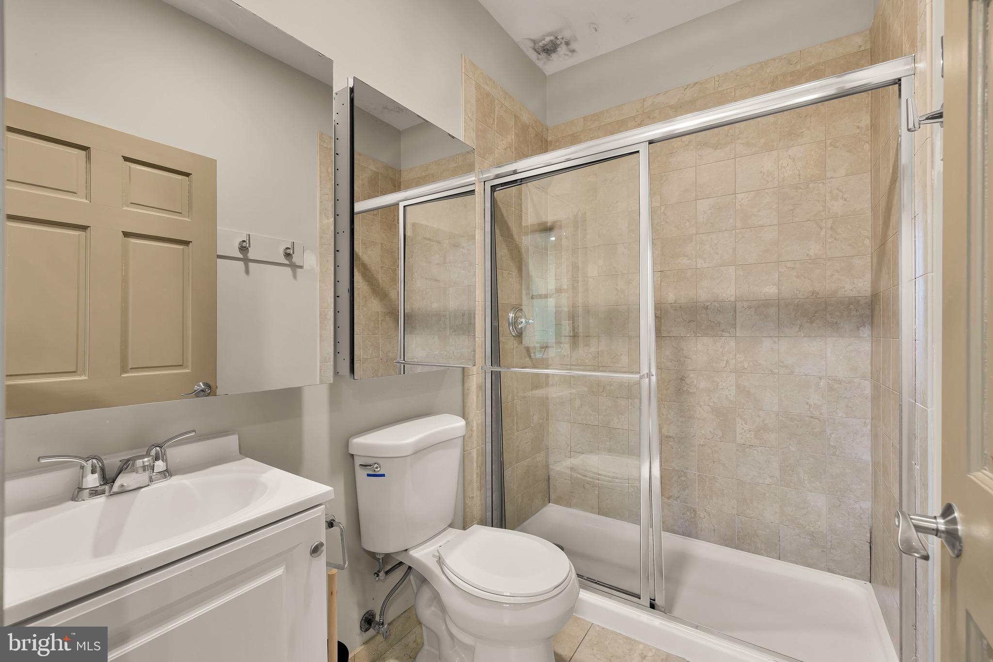 500 9th Street Southeast Washington, DC 20003 - Photo 24 of 34 a bathroom with a sink toilet and shower