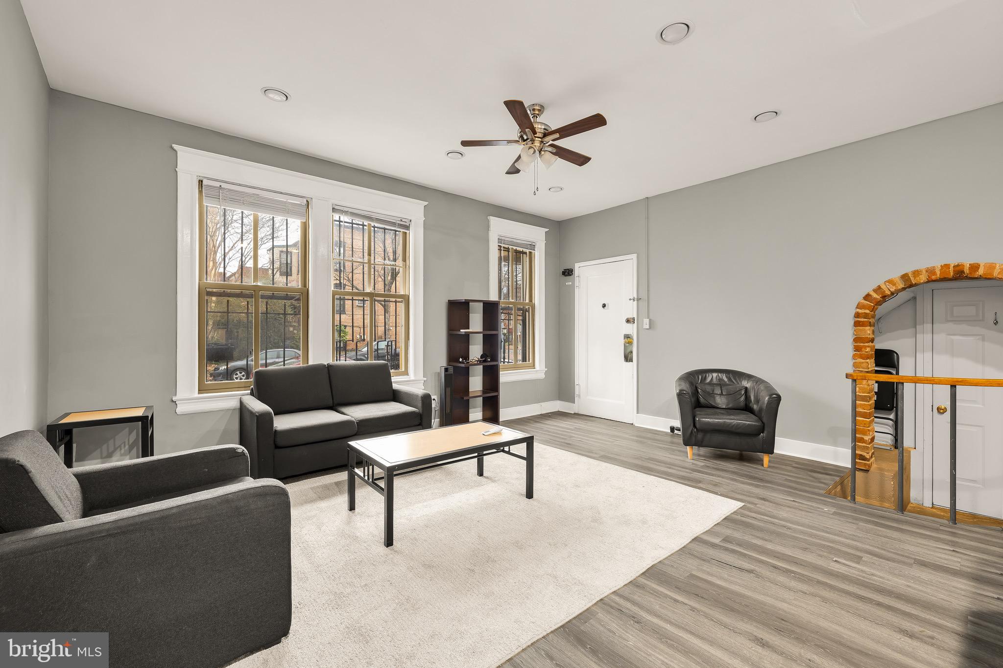 500 9th Street Southeast Washington, DC 20003 - Photo 8 of 34 a living room with furniture and a window