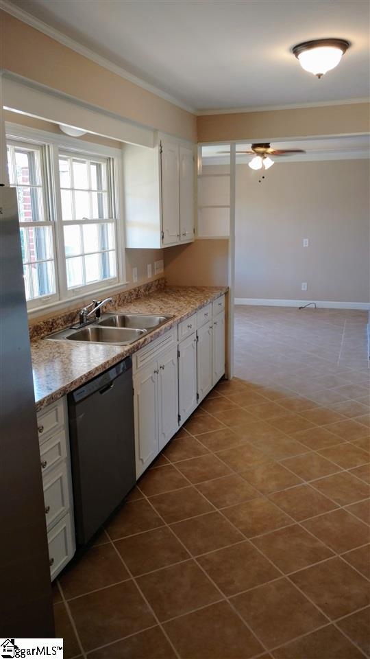 86 Ridge Road Greenville, SC 29617 - Photo 14 of 34