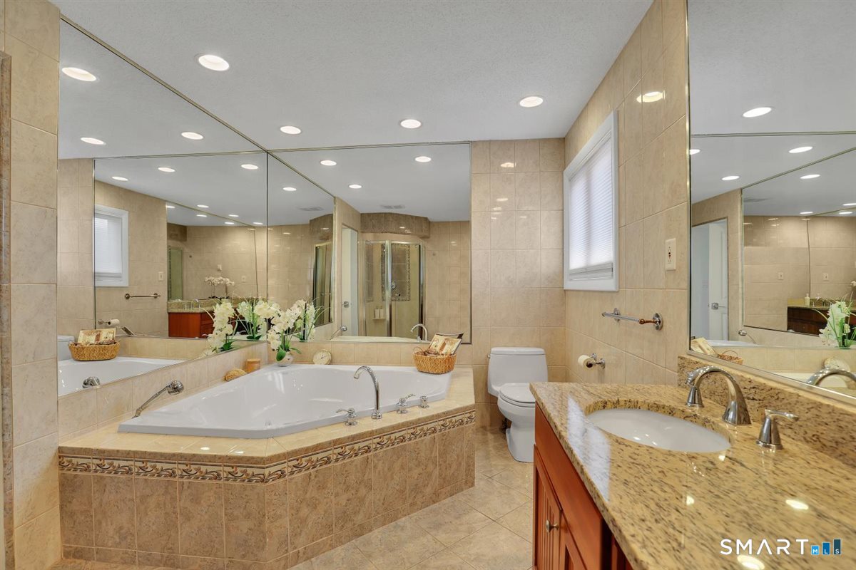 2 Cascade Road West Hartford, CT 06117 - Photo 18 of 33