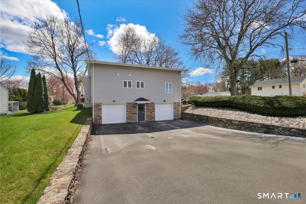 2 Cascade Road West Hartford, CT 06117 - Photo 29 of 33