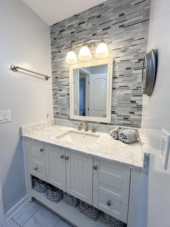 $539,900 | 208 South Barker Street, New Buffalo, MI 49117