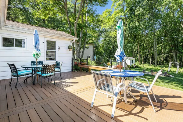 $539,900 | 208 South Barker Street, New Buffalo, MI 49117