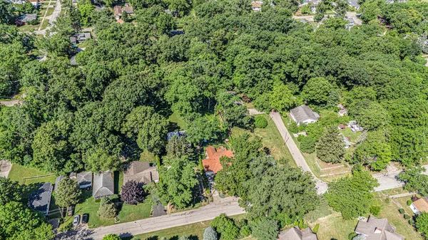 $539,900 | 208 South Barker Street, New Buffalo, MI 49117